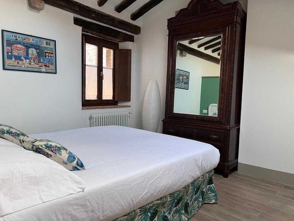 Il Cantuccio Di Monteverdi Marittimo, Borgo Di Canneto Canneto  Buitenkant foto