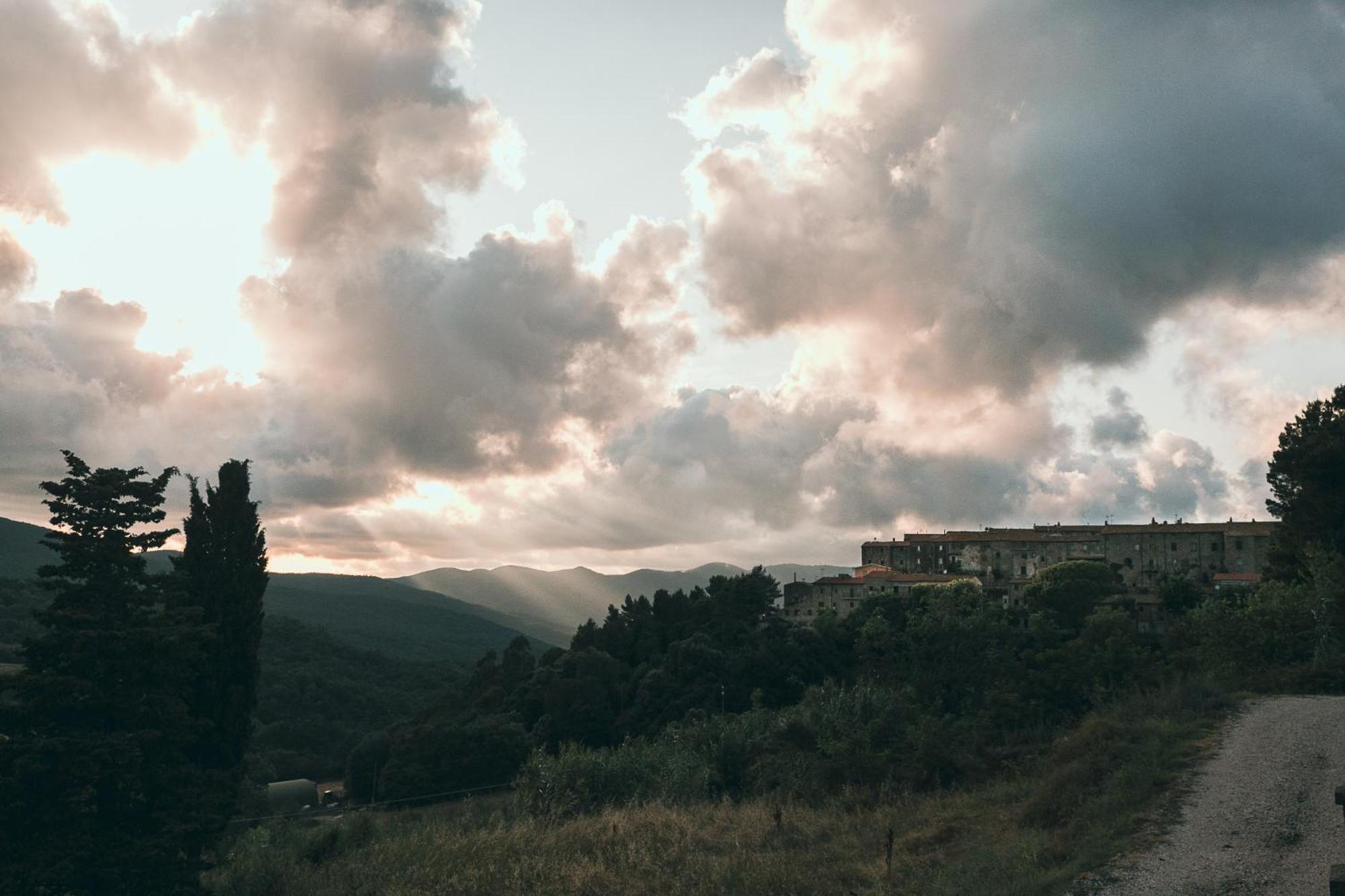 Il Cantuccio Di Monteverdi Marittimo, Borgo Di Canneto Canneto  Buitenkant foto